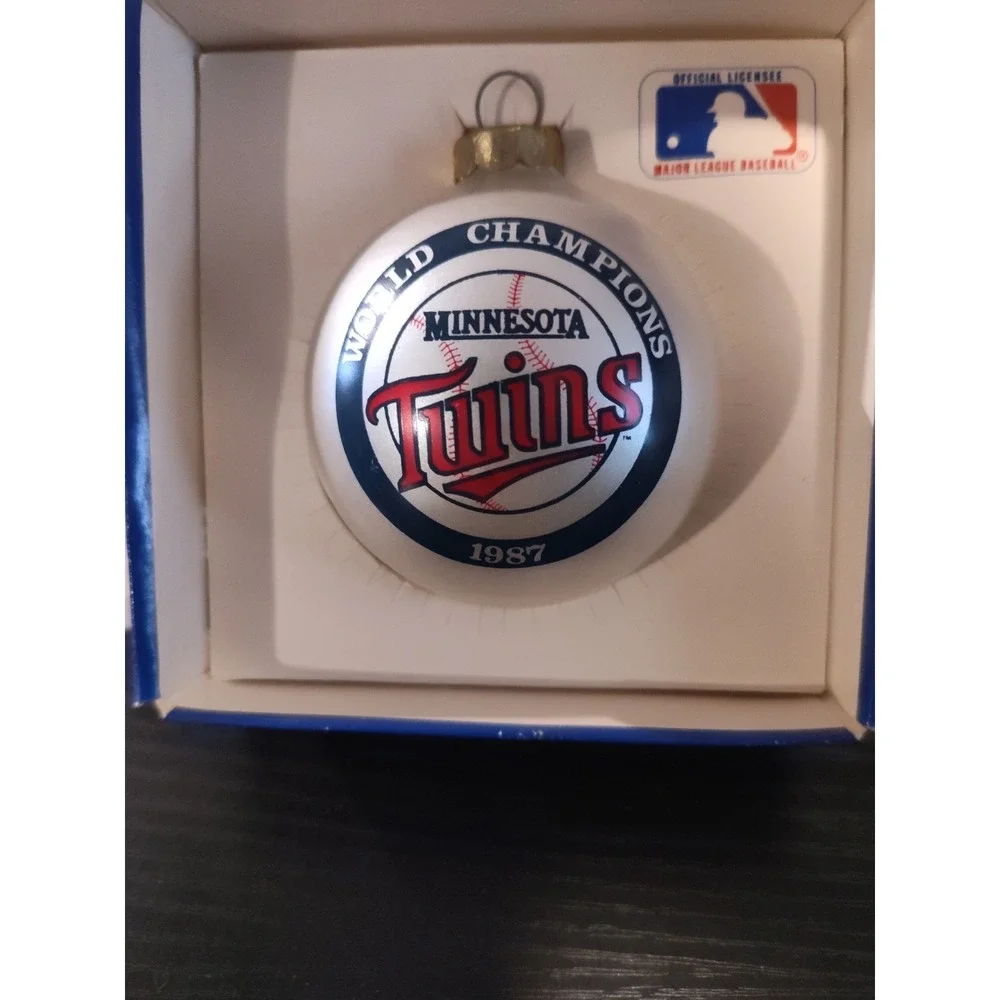 1987 World Champions Minnesota Twins Christmas Ornament
